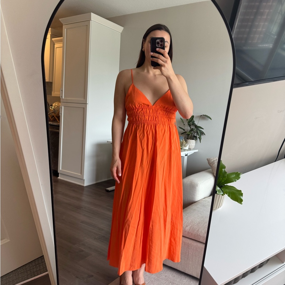 Women’s Orange V-Neck Smocked Waist Midi Dress
